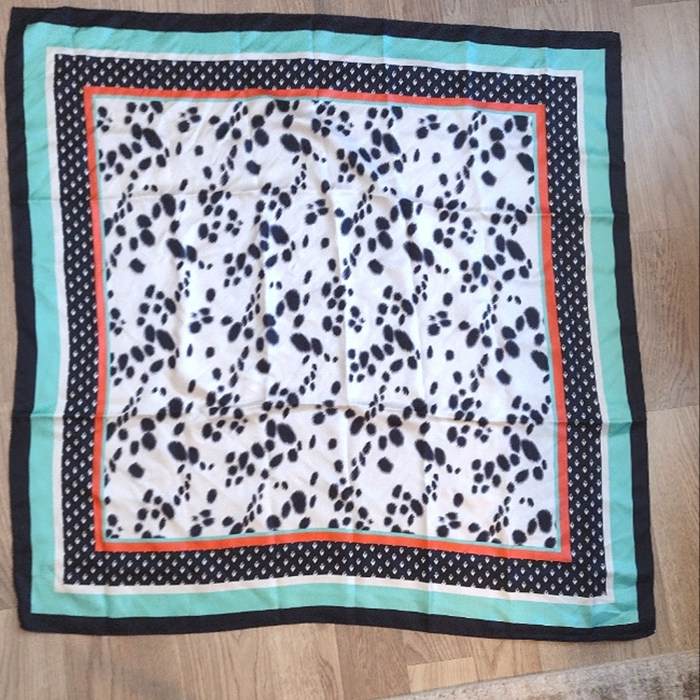Beautiful Animal Print Scarf